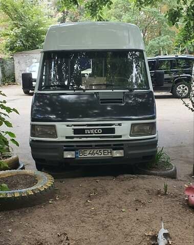Білий Івеко Дейлі, об'ємом двигуна 2.79 л та пробігом 358 тис. км за 2850 $, фото 1 на Automoto.ua