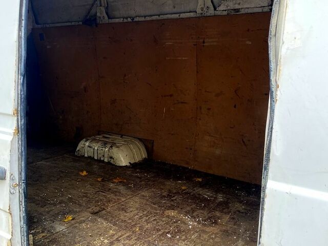 Белый Ивеко Дейли, объемом двигателя 2.8 л и пробегом 0 тыс. км за 2300 $, фото 2 на Automoto.ua