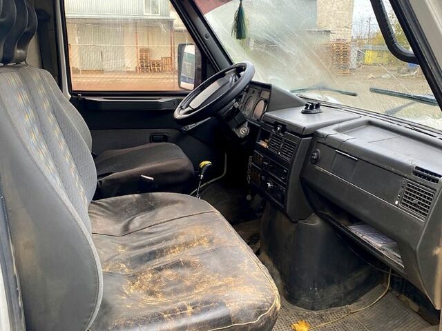 Белый Ивеко Дейли, объемом двигателя 2.8 л и пробегом 0 тыс. км за 2300 $, фото 3 на Automoto.ua