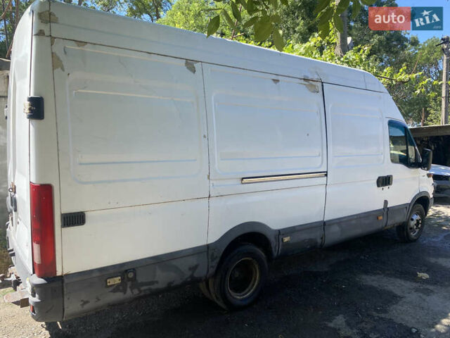 Білий Івеко Дейлі, об'ємом двигуна 2.8 л та пробігом 256 тис. км за 4499 $, фото 14 на Automoto.ua