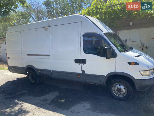 Білий Івеко Дейлі, об'ємом двигуна 2.8 л та пробігом 256 тис. км за 4499 $, фото 3 на Automoto.ua