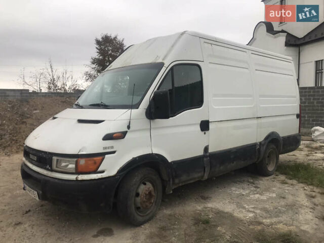 Белый Ивеко Дейли, объемом двигателя 2.8 л и пробегом 300 тыс. км за 3400 $, фото 3 на Automoto.ua