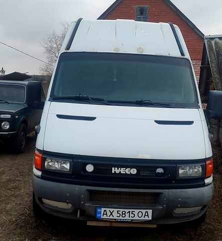 Белый Ивеко Дейли, объемом двигателя 2.8 л и пробегом 680 тыс. км за 6500 $, фото 7 на Automoto.ua