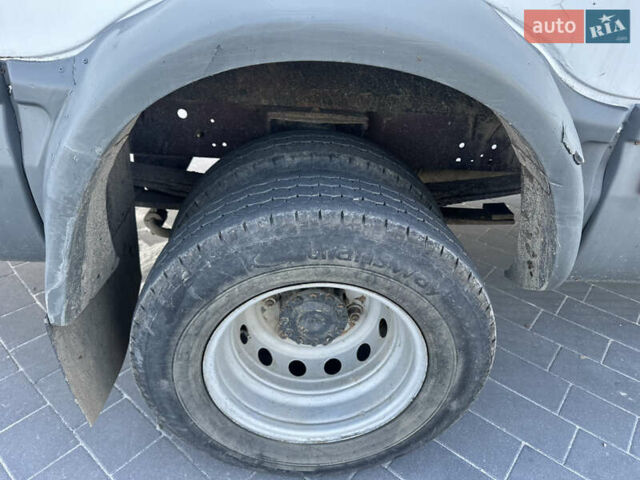 Белый Ивеко Дейли, объемом двигателя 2.8 л и пробегом 400 тыс. км за 6800 $, фото 6 на Automoto.ua
