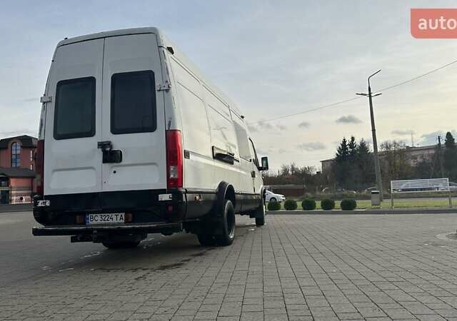 Белый Ивеко Дейли, объемом двигателя 2.8 л и пробегом 670 тыс. км за 7300 $, фото 2 на Automoto.ua