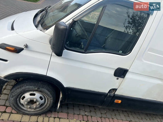 Білий Івеко Дейлі, об'ємом двигуна 2.8 л та пробігом 350 тис. км за 8200 $, фото 5 на Automoto.ua