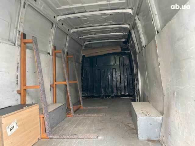 Белый Ивеко Дейли, объемом двигателя 2.3 л и пробегом 325 тыс. км за 5490 $, фото 19 на Automoto.ua