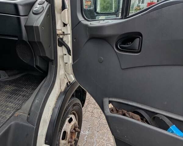 Білий Івеко Дейлі, об'ємом двигуна 2.3 л та пробігом 824 тис. км за 7900 $, фото 8 на Automoto.ua