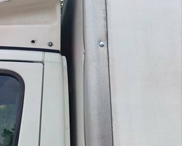 Белый Ивеко Дейли, объемом двигателя 2.8 л и пробегом 600 тыс. км за 7999 $, фото 16 на Automoto.ua