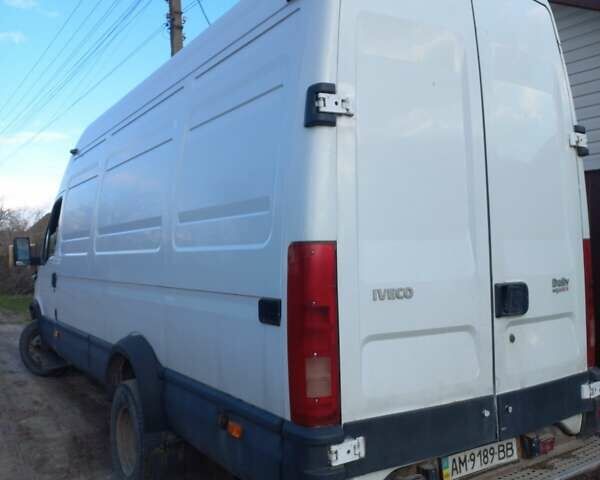 Белый Ивеко Дейли, объемом двигателя 2.8 л и пробегом 184 тыс. км за 9450 $, фото 22 на Automoto.ua