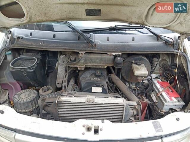 Белый Ивеко Дейли, объемом двигателя 2.29 л и пробегом 325 тыс. км за 5800 $, фото 16 на Automoto.ua