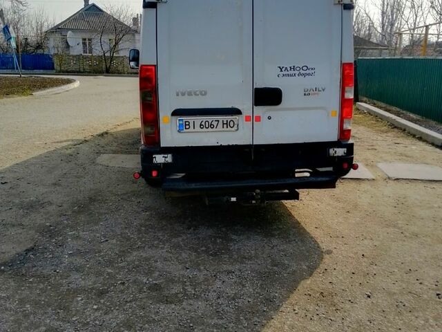 Белый Ивеко Дейли, объемом двигателя 3 л и пробегом 280 тыс. км за 9000 $, фото 4 на Automoto.ua