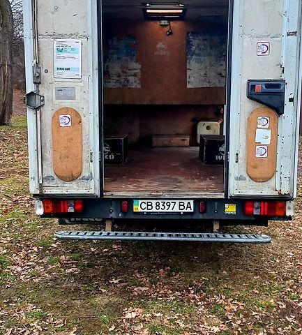 Белый Ивеко Дейли, объемом двигателя 3 л и пробегом 500 тыс. км за 11500 $, фото 5 на Automoto.ua