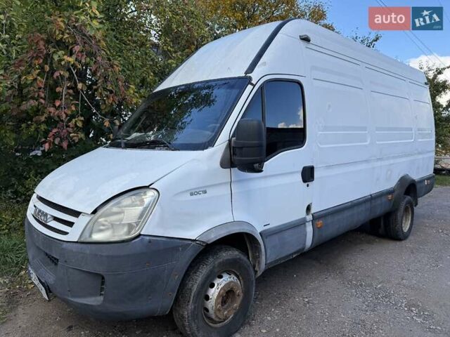 Белый Ивеко Дейли, объемом двигателя 30 л и пробегом 300 тыс. км за 7500 $, фото 7 на Automoto.ua
