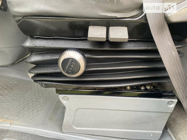 Білий Івеко Дейлі, об'ємом двигуна 3 л та пробігом 305 тис. км за 8900 $, фото 9 на Automoto.ua