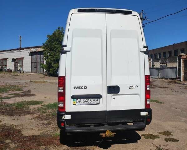 Белый Ивеко Дейли, объемом двигателя 3 л и пробегом 192 тыс. км за 14700 $, фото 8 на Automoto.ua