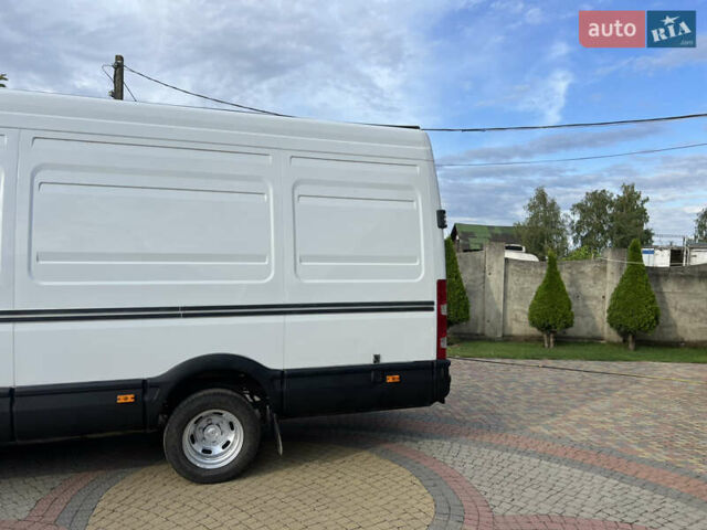 Белый Ивеко Дейли, объемом двигателя 3 л и пробегом 21 тыс. км за 11000 $, фото 5 на Automoto.ua
