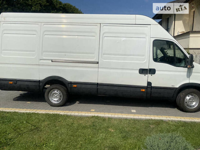 Білий Івеко Дейлі, об'ємом двигуна 3 л та пробігом 305 тис. км за 8900 $, фото 10 на Automoto.ua