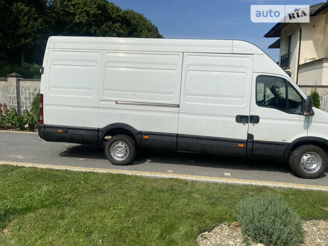 Білий Івеко Дейлі, об'ємом двигуна 3 л та пробігом 305 тис. км за 8900 $, фото 15 на Automoto.ua