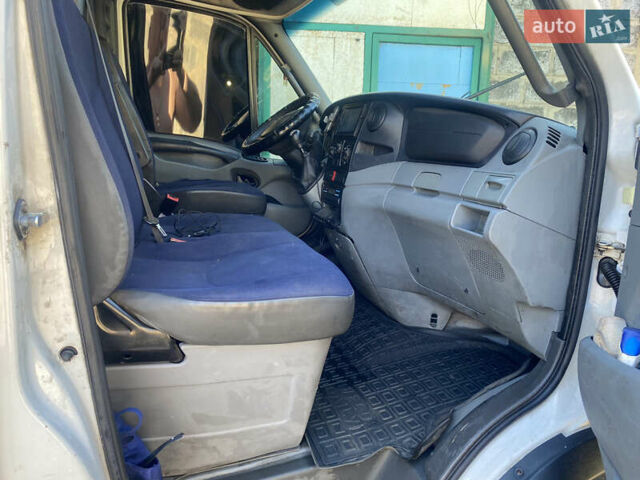 Білий Івеко Дейлі, об'ємом двигуна 3 л та пробігом 535 тис. км за 15000 $, фото 18 на Automoto.ua