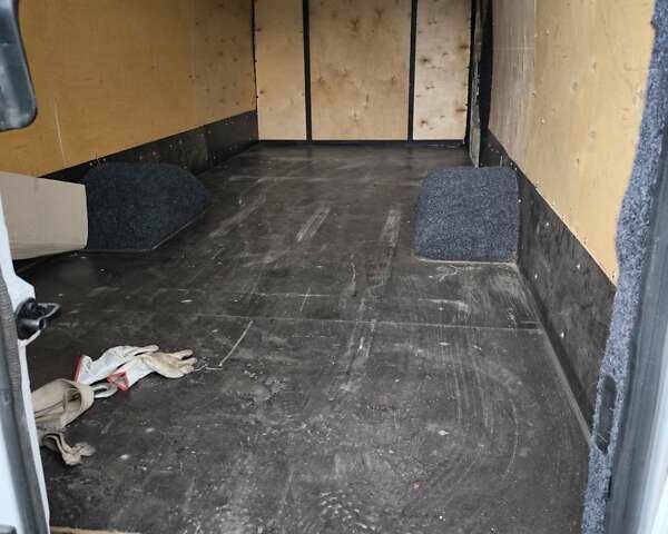 Білий Івеко Дейлі, об'ємом двигуна 3 л та пробігом 712 тис. км за 10000 $, фото 4 на Automoto.ua
