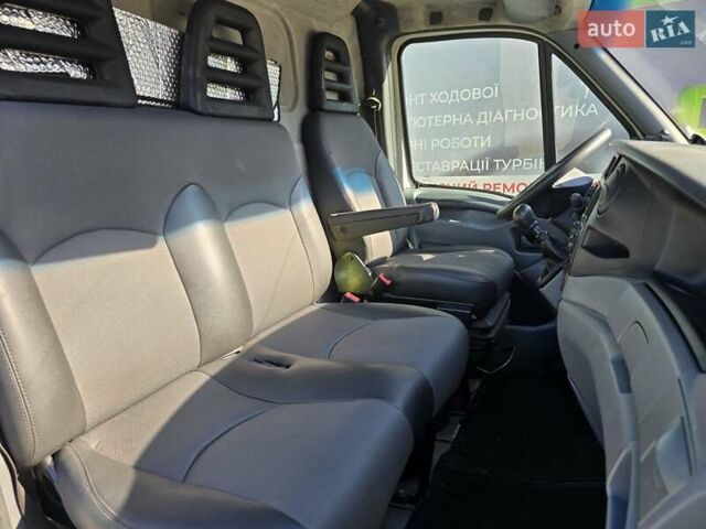 Белый Ивеко Дейли, объемом двигателя 3 л и пробегом 415 тыс. км за 8800 $, фото 19 на Automoto.ua