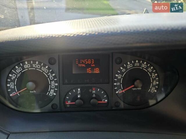 Белый Ивеко Дейли, объемом двигателя 3 л и пробегом 415 тыс. км за 8800 $, фото 3 на Automoto.ua