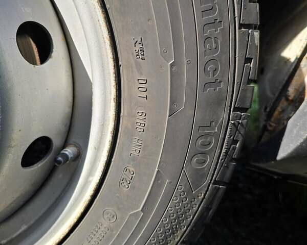Белый Ивеко Дейли, объемом двигателя 3 л и пробегом 415 тыс. км за 9500 $, фото 5 на Automoto.ua