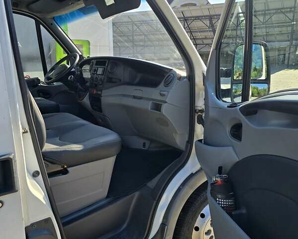 Белый Ивеко Дейли, объемом двигателя 3 л и пробегом 415 тыс. км за 8800 $, фото 16 на Automoto.ua