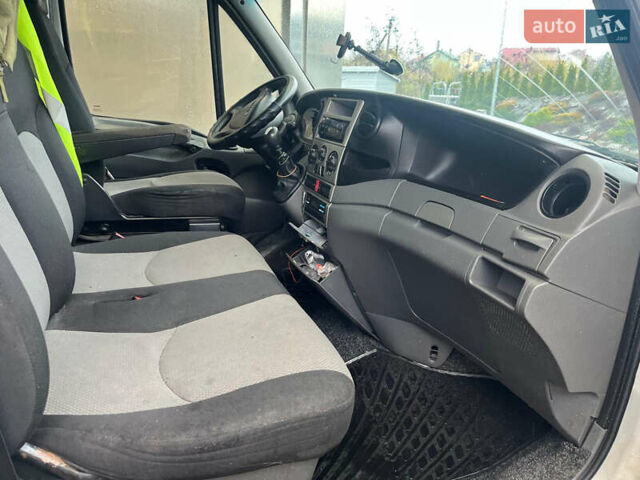 Белый Ивеко Дейли, объемом двигателя 3 л и пробегом 397 тыс. км за 12700 $, фото 10 на Automoto.ua