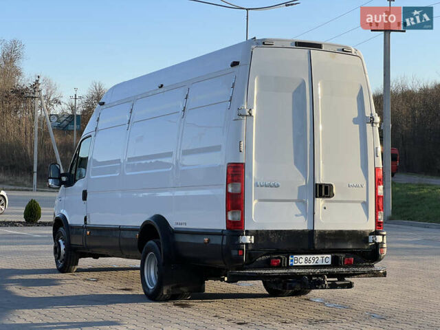 Белый Ивеко Дейли, объемом двигателя 3 л и пробегом 286 тыс. км за 16999 $, фото 4 на Automoto.ua
