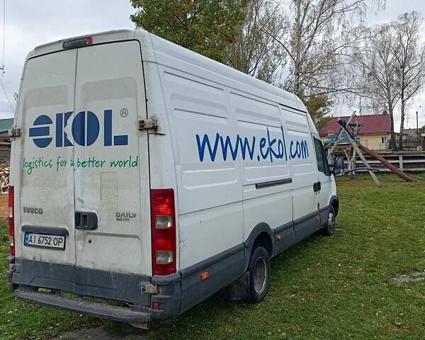 Белый Ивеко Дейли, объемом двигателя 3 л и пробегом 448 тыс. км за 9000 $, фото 5 на Automoto.ua