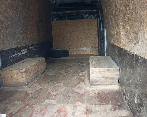 Белый Ивеко Дейли, объемом двигателя 3 л и пробегом 448 тыс. км за 9000 $, фото 6 на Automoto.ua