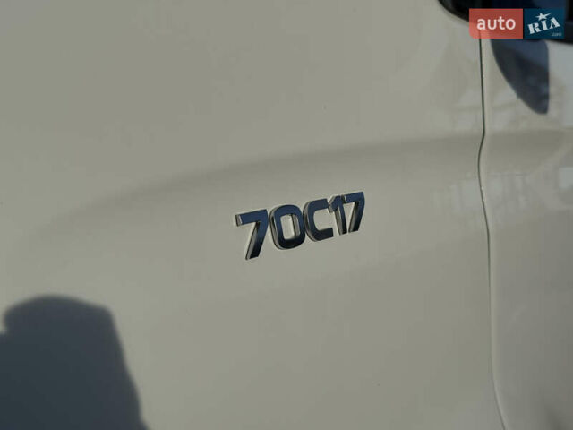 Белый Ивеко Дейли, объемом двигателя 0 л и пробегом 75 тыс. км за 23500 $, фото 11 на Automoto.ua