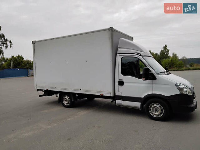 Білий Івеко Дейлі, об'ємом двигуна 2.29 л та пробігом 370 тис. км за 13800 $, фото 3 на Automoto.ua