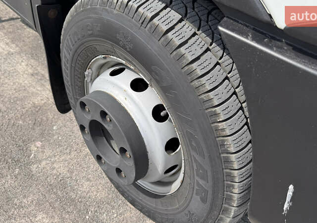 Білий Івеко Дейлі, об'ємом двигуна 3 л та пробігом 640 тис. км за 24000 $, фото 17 на Automoto.ua