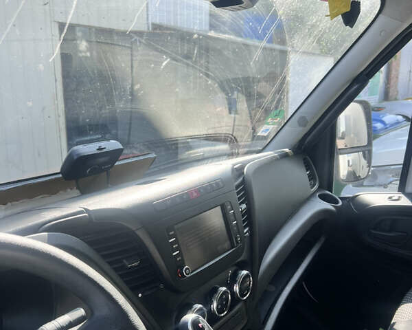 Білий Івеко Дейлі, об'ємом двигуна 3 л та пробігом 532 тис. км за 21000 $, фото 12 на Automoto.ua