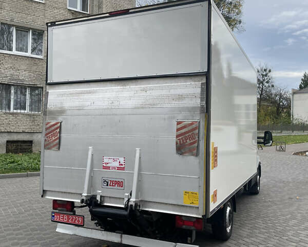 Білий Івеко Дейлі, об'ємом двигуна 2.3 л та пробігом 421 тис. км за 17150 $, фото 10 на Automoto.ua