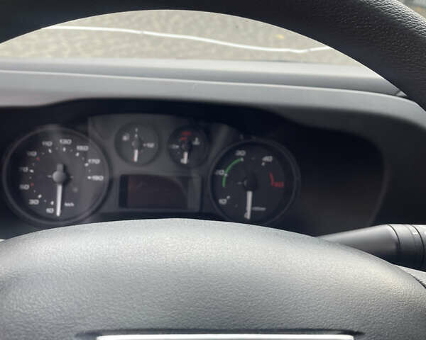 Білий Івеко Дейлі, об'ємом двигуна 2.3 л та пробігом 421 тис. км за 17150 $, фото 34 на Automoto.ua