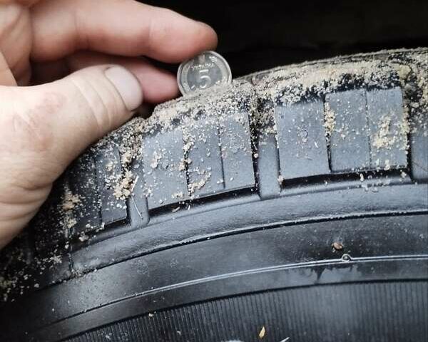 Івеко Дейлі 2016 у Ковель на Automoto.ua Білий Івеко Дейлі, об'ємом двигуна 3 л та пробігом 330 тис. км за 26500 $, фото 15 на Automoto.ua