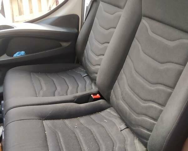 Белый Ивеко Дейли, объемом двигателя 3 л и пробегом 295 тыс. км за 21000 $, фото 10 на Automoto.ua