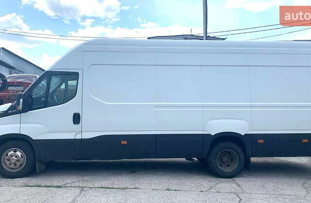 Белый Ивеко Дейли, объемом двигателя 3 л и пробегом 430 тыс. км за 16900 $, фото 2 на Automoto.ua