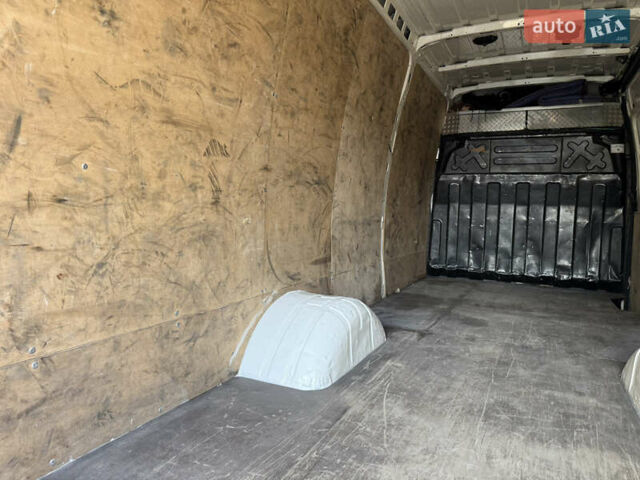 Білий Івеко Дейлі, об'ємом двигуна 3 л та пробігом 262 тис. км за 22300 $, фото 42 на Automoto.ua