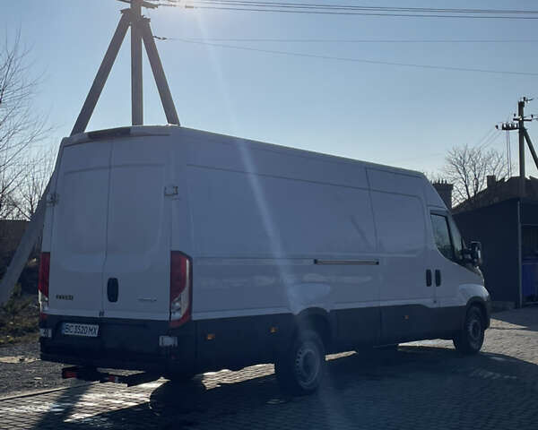 Белый Ивеко Дейли, объемом двигателя 3 л и пробегом 303 тыс. км за 17900 $, фото 4 на Automoto.ua