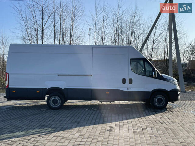 Белый Ивеко Дейли, объемом двигателя 3 л и пробегом 303 тыс. км за 17900 $, фото 3 на Automoto.ua