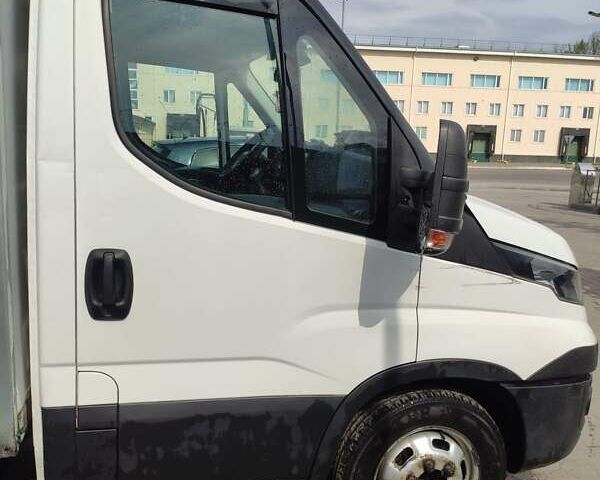 Белый Ивеко Дейли, объемом двигателя 3 л и пробегом 447 тыс. км за 19250 $, фото 21 на Automoto.ua
