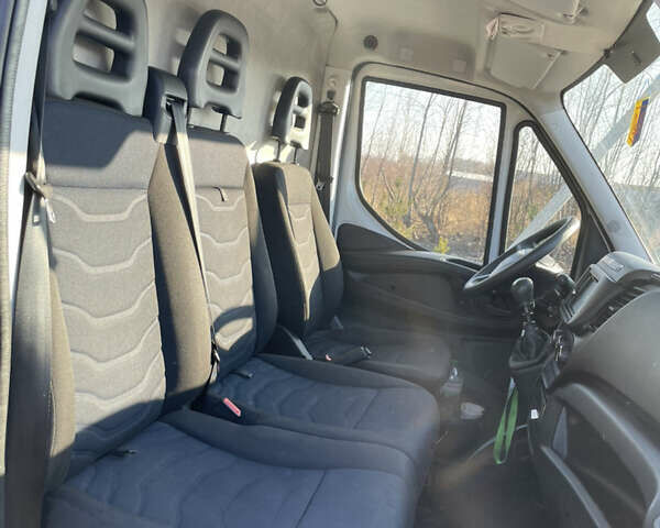 Белый Ивеко Дейли, объемом двигателя 3 л и пробегом 303 тыс. км за 17900 $, фото 15 на Automoto.ua