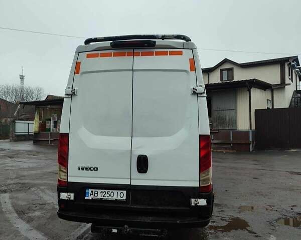 Білий Івеко Дейлі, об'ємом двигуна 3 л та пробігом 125 тис. км за 10600 $, фото 4 на Automoto.ua