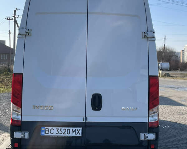 Белый Ивеко Дейли, объемом двигателя 3 л и пробегом 303 тыс. км за 17900 $, фото 5 на Automoto.ua