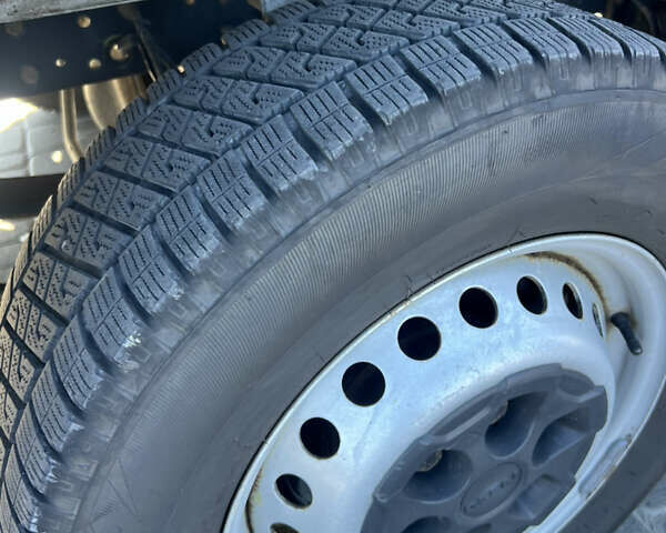 Белый Ивеко Дейли, объемом двигателя 3 л и пробегом 303 тыс. км за 17900 $, фото 25 на Automoto.ua